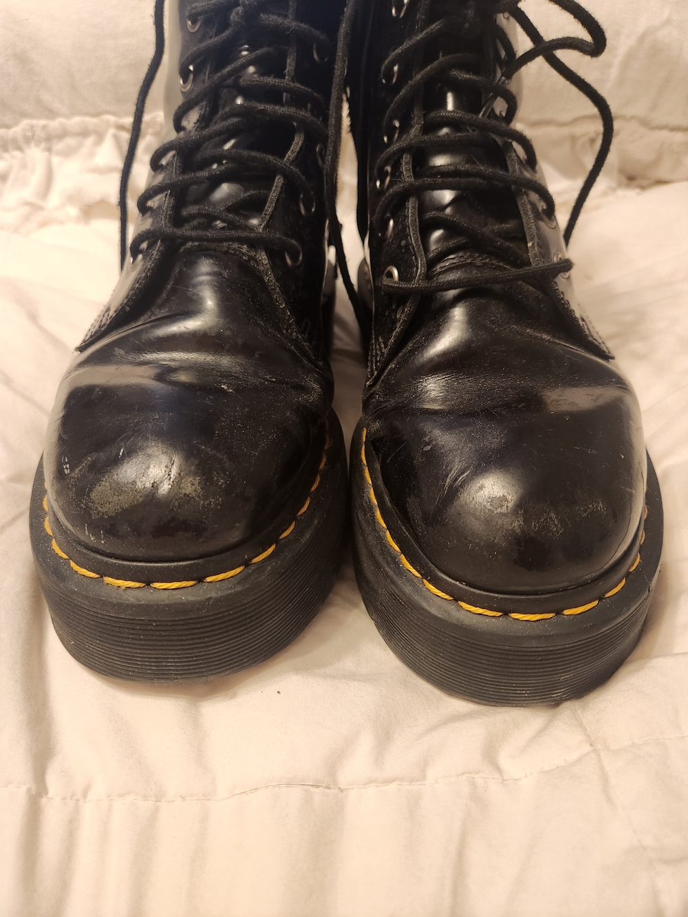 Dr. Martens Boots W 9.5 Or Mens 8 - Picture 2 of 8